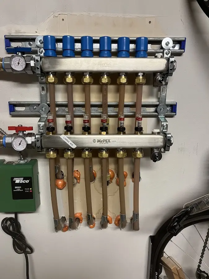 Plumber performing Leak Detection at a residential property in Humboldt